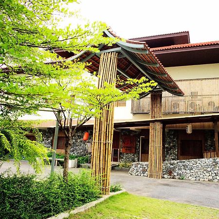 J. Park Hotel Chonburi Extérieur photo